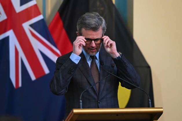 DENMARK ROYALS AUSTRALIA VISIT, Denmark s King Frederik X speaks during the business reception at Government House in Melbourne, Tuesday, March 17, 2026. ( NO ARCHIVING Melbourne Victoria Australia  Copyright: xJamesxRossx 20260317180077296659