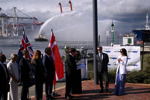 AUSTRALIA-DENMARK-ROYALS, DenmarkÕs King Frederik X (2nd R) and Queen Mary (R) meet representatives from renewable energy companies with the Danish business delegation at the Port of Melbourne on March 17, 2026, as part of their five-day state visit to Australia. ( Melbourne Australia  Copyright: xPOOL WILLIAMxWESTx 20260317167422246261