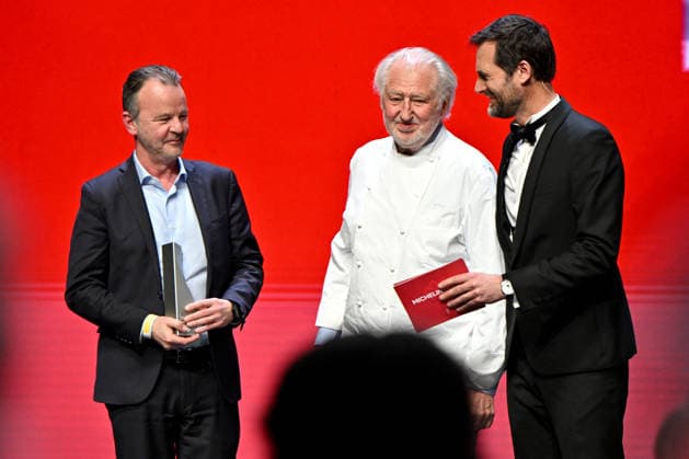 Bruno Le Pemp, CEO of Lactalis, Chef Pierre Gagnaire receiving the Chef Mentor award and Gwendal Poullennec, International Director of Michelin Gastronomic Guides, Michelin Star Awards Ceremony 2026 at the Grimaldi Forum in Monaco on March 16, 2026 1 star, 7 new 2 stars and 1 new 3 stars for the 2026 edition Bruno Bebert Bestimage Michelin Star Awards Ceremony 2026 at the Grimaldi Forum in Monaco on March 16, 2026 Monaco Monaco Monaco  Copyright: xBrunoxBebertx xBestimagexBrunoxBebertx xBestimagex