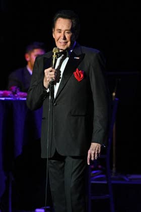 Wayne Newton performs during The Mr. Las Vegas Memories & Melodies Tour at The Parker Featuring: Wayne Newton Where: Fort Lauderdale, Florida, United States When: 16 Mar 2026 Credit: Robert Bell INSTARimages EDITORIAL USE ONLY. NOT FOR USE BY NEWSPAPERS BASED IN THE UK. Copyright: xx instar55560247