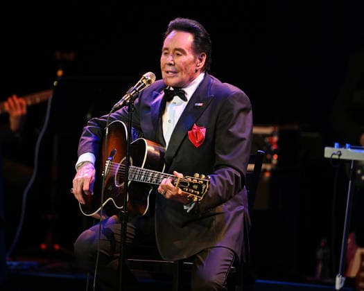 Wayne Newton performs during The Mr. Las Vegas Memories & Melodies Tour at The Parker Featuring: Wayne Newton Where: Fort Lauderdale, Florida, United States When: 16 Mar 2026 Credit: Robert Bell INSTARimages EDITORIAL USE ONLY. NOT FOR USE BY NEWSPAPERS BASED IN THE UK. Copyright: xx instar55560210