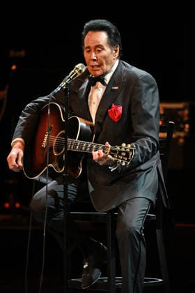 Wayne Newton performs during The Mr. Las Vegas Memories & Melodies Tour at The Parker Featuring: Wayne Newton Where: Fort Lauderdale, Florida, United States When: 16 Mar 2026 Credit: Robert Bell INSTARimages EDITORIAL USE ONLY. NOT FOR USE BY NEWSPAPERS BASED IN THE UK. Copyright: xx instar55560218