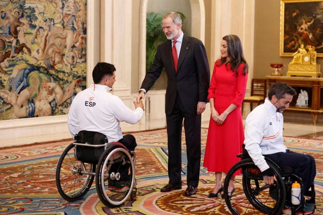 The King and Queen of Spain receive in audience the Spanish delegation to the Paralympic Winter Games Milano Cortina 2026 The King and Queen of Spain receive in audience the Spanish delegation to the Paralympic Winter Games Milano Cortina 2026 at the Zarzuela Palace, on March 17, 2026, in Madrid Spain KINGS AUDIENCE RECEPTION PARALYMPIC GAMES SPORTS 17 MARCH 2026 Antonio Gutié Madrid Madrid Madrid Spain  Copyright: xAntonioxGutiÃ rrezx 7372943