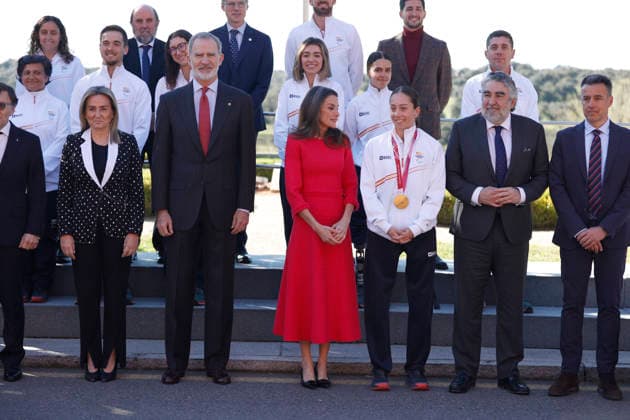 The King and Queen of Spain receive in audience the Spanish delegation to the Paralympic Winter Games Milano Cortina 2026 The King and Queen of Spain receive in audience the Spanish delegation to the Paralympic Winter Games Milano Cortina 2026 at the Zarzuela Palace, on March 17, 2026, in Madrid Spain KINGS AUDIENCE RECEPTION PARALYMPIC GAMES SPORTS 17 MARCH 2026 Antonio Gutié Madrid Madrid Madrid Spain  Copyright: xAntonioxGutiÃ rrezx 7372965