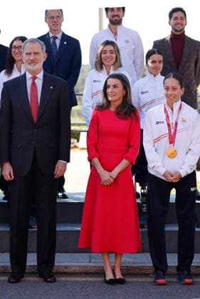 The King and Queen of Spain receive in audience the Spanish delegation to the Paralympic Winter Games Milano Cortina 2026 The King and Queen of Spain receive in audience the Spanish delegation to the Paralympic Winter Games Milano Cortina 2026 at the Zarzuela Palace, on March 17, 2026, in Madrid Spain KINGS AUDIENCE RECEPTION PARALYMPIC GAMES SPORTS 17 MARCH 2026 Antonio Gutié Madrid Madrid Madrid Spain  Copyright: xAntonioxGutiÃ rrezx 7372973