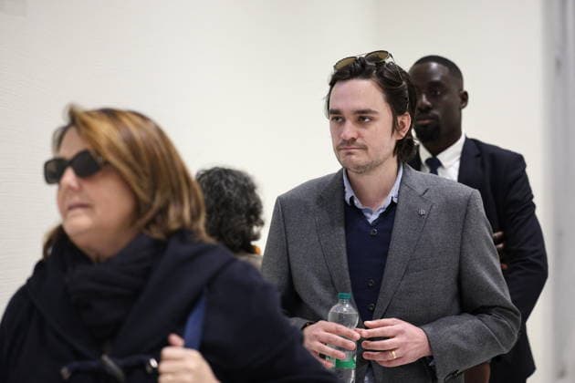 Trial of Alain Delon s children - Paris Alain-Fabien Delon pictured during trial of Famous French actor Alain Delon s sons sued for defamation by their sister Anouchka Delon at the Tribunal de Paris courthouse in Paris, France on March 17 2026. Photo by Raphael Lafargue ABACAPRESS.COM Paris France  Copyright: xLafarguexRaphael ABACAx