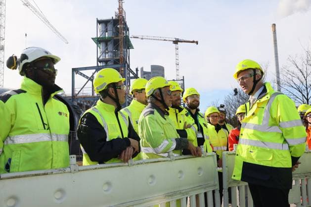 King Philippe - Filip of Belgium pictured during a royal visit to the Holcim cement plant in Obourg, on Tuesday 17 March 2026. The plant will explain on their GO4ZERO project, which aims to deliver a carbon-neutral production facility by 2030-2031. A new factory will be built here that can produce 2 million tonnes of low-carbon cement annually.  BENOITxDOPPAGNE 167854936