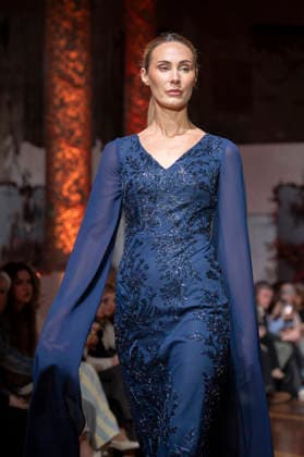 Telier Couture Fashion Week Madrid in Spain - 17 Mar 2026 A model walks the runway wearing a design by atelier couture during Fashion Week de Madrid in Fabric de Tapices. Madrid Spain Copyright: xAtilanoxGarciax xSOPAxImagesx photos08881