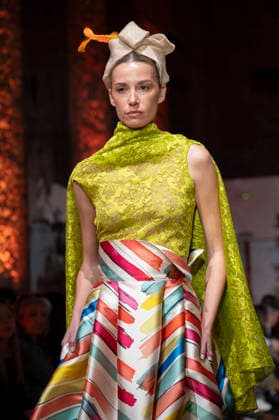 Telier Couture Fashion Week Madrid in Spain - 17 Mar 2026 A model walks the runway wearing a design by atelier couture during Fashion Week de Madrid in Fabric de Tapices. Madrid Spain Copyright: xAtilanoxGarciax xSOPAxImagesx photos08874