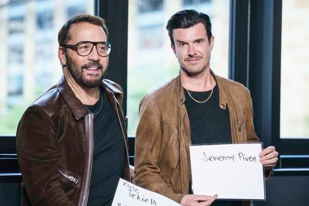 March 16, 2026: Austin, Texas. 2026 IHeartPodcast Awards, Hosts, Presenters, and Guest attendees arrive at the red carpet. (L-R) Jeremy Piven and Kyle Tekiela. - ZUMAda1_ 20260316_zap_da1_046 Copyright: xSandraxDahdahx