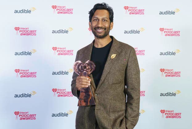 March 16, 2026: Austin, Texas. 2026 IHeartPodcast Awards, winners pose with their awards. Hrishikesh Hirway - Song Exploder , Innovator Icon Award Honoree.  - ZUMAda1_ 20260316_zap_da1_090 Copyright: xSandraxDahdahx