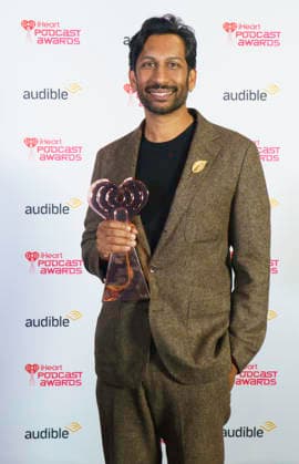 March 16, 2026: Austin, Texas. 2026 IHeartPodcast Awards, winners pose with their awards. Hrishikesh Hirway - Song Exploder , Innovator Icon Award Honoree. - ZUMAda1_ 20260316_zap_da1_062 Copyright: xSandraxDahdahx