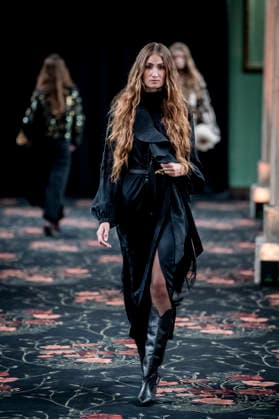 Johanna Ortiz fashion show at Mercedes Benz Fashion Week Madrid A model during the Johanna Ortiz fashion show that opens the next edition of the Mercedes Benz Fashion Week Madrid, March 17, 2026, in Madrid Spain Ortiz, a key figure in Latin American fashion, opens the official calendar of the Madrid fashion show in an emblematic setting of the city MARCH 17, 2026 FASHION MODEL SHOW MBFW DESIGNER A Pé Madrid Madrid Madrid Spain  Copyright: xA.xPÃ rezxMecax 7375137