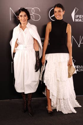 MBFWMadrid Opening Dinner in collaboration with NARS Valentina Suárez Zuloaga and her mother Margarita Ruyraposa attend the MBFWMadrid Opening Dinner in collaboration with NARS at the Teatro Real, March 17, 2026, in Madrid Spain The catwalk, in partnership with the Madrid City Council and in collaboration with NARS, who debuts at the event as official makeup, offers its first Opening Dinner for the main faces of the industry FASHION catwalk fashion shows designers Ángel Díaz Brin Madrid Madrid Madrid Spain  Copyright: xÃngelxDiazxBrinasx 7375641