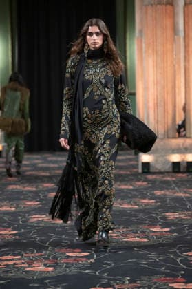 Johanna Ortiz - Mercedes-Benz Fashion Week Madrid A model walks the runway wearing a design by Johanna Ortiz during Mercedes-Benz Fashion Week de Madrid in IS Cervantes, 17 March 2026 Spain Madrid Spain Copyright: xAtilanoxGarciax xSOPAxImagesx photos09056