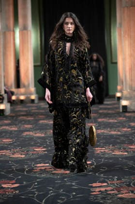 Johanna Ortiz - Mercedes-Benz Fashion Week Madrid A model walks the runway wearing a design by Johanna Ortiz during Mercedes-Benz Fashion Week de Madrid in IS Cervantes, 17 March 2026 Spain Madrid Spain Copyright: xAtilanoxGarciax xSOPAxImagesx photos09067