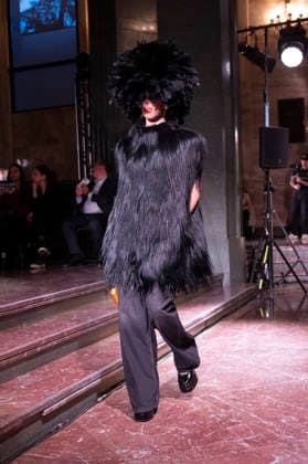 Juan Duyos - Mercedes-Benz Fashion Week Madrid A model walks the runway wearing a design by Juan Duyos during Mercedes-Benz Fashion Week de Madrid in IS Cervantes, 17 March 2026 Spain Madrid Spain Copyright: xAtilanoxGarciax xSOPAxImagesx photos08965