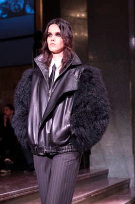 Juan Duyos - Mercedes-Benz Fashion Week Madrid A model walks the runway wearing a design by Juan Duyos during Mercedes-Benz Fashion Week de Madrid in IS Cervantes, 17 March 2026 Spain Madrid Spain Copyright: xAtilanoxGarciax xSOPAxImagesx photos08987
