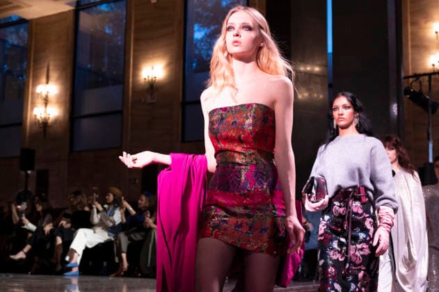 Juan Duyos - Mercedes-Benz Fashion Week Madrid A model walks the runway wearing a design by Juan Duyos during Mercedes-Benz Fashion Week de Madrid in IS Cervantes, 17 March 2026 Spain Madrid Spain Copyright: xAtilanoxGarciax xSOPAxImagesx photos09004