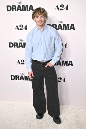 Jack Wright at the premiere of the movie The Drama The Drama Again at the DGA Theater Complex Los Angeles, 17 03 206 Foto:xD.xStarbuckx xFuturexImagex drama_6349