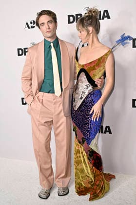 Robert Pattinson and Suki Waterhouse at the premiere of the movie The Drama The Drama Once Again at DGA Theater Complex Los Angeles, 17 03 206 Foto:xD.xStarbuckx xFuturexImagex drama_6418