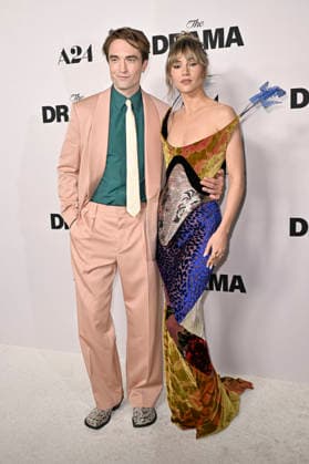 Robert Pattinson and Suki Waterhouse at the premiere of the movie The Drama The Drama Once Again at DGA Theater Complex Los Angeles, 17 03 206 Foto:xD.xStarbuckx xFuturexImagex drama_6419