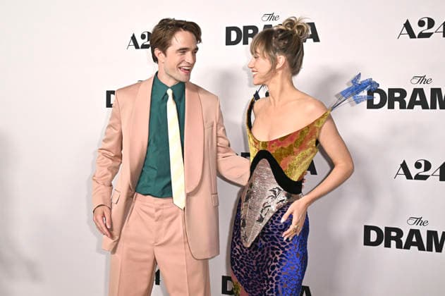 Robert Pattinson and Suki Waterhouse at the premiere of the movie The Drama The Drama Once Again at DGA Theater Complex Los Angeles, 17 03 206 Foto:xD.xStarbuckx xFuturexImagex drama_6421