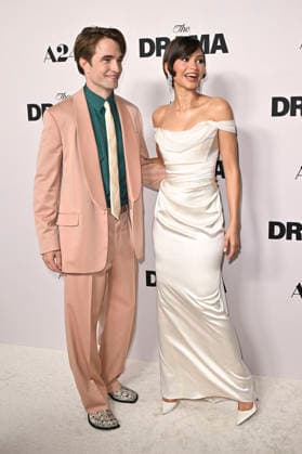 Robert Pattinson and Zendaya at the premiere of the movie The Drama The Drama Once Again at DGA Theater Complex Los Angeles, 17 03 206 Foto:xD.xStarbuckx xFuturexImagex drama_6459