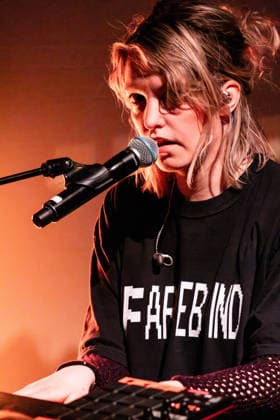 Lydmor live in Copenhagen, Denmark Copenhagen, Denmark. 17th, March 2026. The Danish singer, songwriter and musician Lydmor performs a live concert at Bremen in Copenhagen. The concert was after the screening of the documentary film Jenny - A Portrait of the Artist Lydmor as part of the documentary festival CPH DOX 2026 in Copenhagen. Danmark, Kobenhavn  Copyright: xGonzalesxPhoto ErlingxBrodersenx