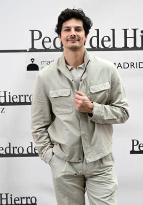 Photocall of Pedro del Hierros fashion show at Mercedes Benz Fashion Week Madrid Javier de Miguel poses at the photocall of Pedro del Hierros fashion show at the 83rd edition of Mercedes Benz Fashion Week Madrid, at the Galería de Cristal del Palacio de Cibeles, on March 18, 2026, in Madrid Spain This years edition will be held from March 17 to 22 FAMOUSES PEDRO DEL HIERRO SHOW José Madrid Madrid Madrid Spain  Copyright: xJosÃ xOlivax 7377010