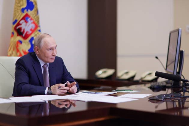 RUSSIA, MOSCOW REGION - MARCH 18, 2026: Russia s President Vladimir Putin is seen in the Novo-Ogaryovo residence during a videoconference government meeting on Day of Reunification of Crimea with Russia Russia  - ZUMAt113 20260318_zaa_t113_290 Copyright: xGavriilxGrigorovx