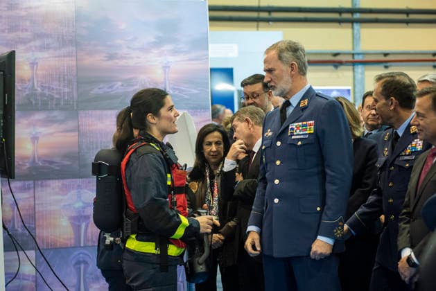 The King attends the technological demonstration days of the Connected, Sustainable and Intelligent Air Base BASCI King Felipe VI attends the technological demonstration days of the Connected, Sustainable and Intelligent Air Base BACSI , at Los Llanos Air Base, on March 18, 2026, in Albacete, Castilla La Mancha Spain The Kings visit is part of the inauguration of the Technological Demonstration Days BACSI 2026, an Air and Space Army exercise that shows digitalization, connectivity and sustainability projects for air bases, with the presence of companies, universities and demonstrations at Los Llanos Air Base 18 MARCH 2026 Víctor Ferná Albacete Castilla La Mancha Albacete Castilla La Mancha Castilla La Mancha Espana  Copyright: xVictorxFernandezx 7377332