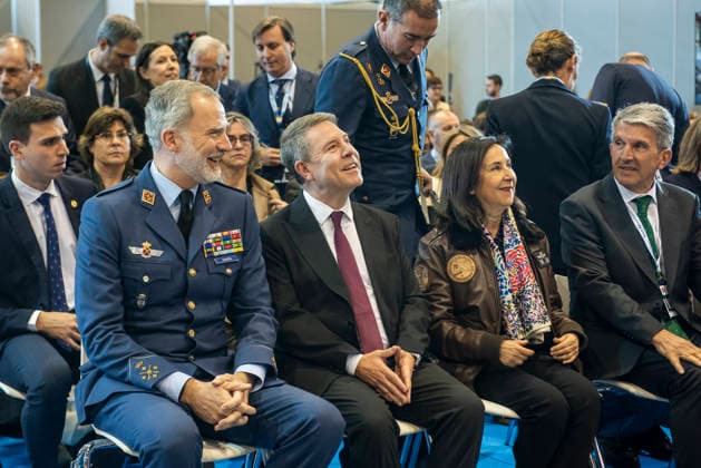 The King attends the Technological Demonstration Days of the Connected, Sustainable and Intelligent Air Base BASCI King Felipe VI i together with the President of Castilla La Mancha, Emiliano García Page 2i , together with the Minister of Defense, Margarita Robles 2d , attends the Technological Demonstration Days of the Connected, Sustainable and Intelligent Air Base BACSI , at the Los Llanos Air Base, on March 18, 2026, in Albacete, Castilla La Mancha Spain The Kings visit is part of the inauguration of the BACSI 2026 Technology Demonstration Days, an Air and Space Army exercise that shows digitalization, connectivity and sustainability projects for air bases, with the presence of companies, universities and demonstrations at Los Llanos A  Copyright: xVictorxFernandezx 7377365