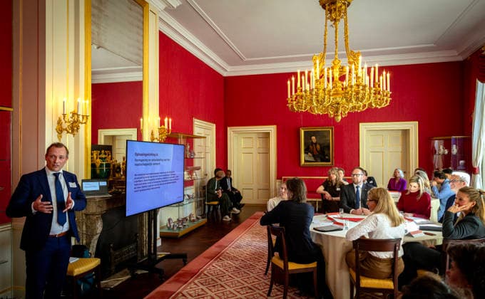 18-03-2026 Palace Queen Maxima attended the Indispensable Links (Onmisbare Schakels) meeting of the Orange Fund in the Grote Balzaal at palace Noordeinde in The Hague. Â  Copyright: xPPEx