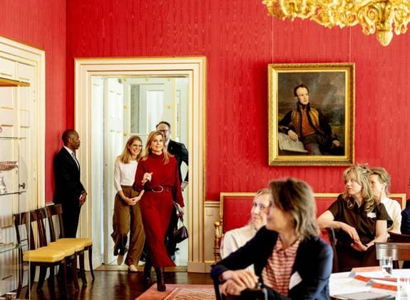 Den Haag, The Netherlands, 2026-03-18 14:20:47 THE HAGUE, 18-03-2026, Noordeinde Palace. Queen Maxima attends the Indispensable Links meeting of the Orange Fund at Noordeinde Palace. The meeting focuses on strengthening the social sector. PHOTO: NLBeeld Patrick van Emst Credit: NL Beeld Patrick van Emst  Copyright: xx x