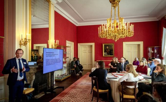 Den Haag, The Netherlands, 2026-03-18 14:11:37 THE HAGUE, 18-03-2026, Noordeinde Palace. Queen Maxima attends the Indispensable Links meeting of the Orange Fund at Noordeinde Palace. The meeting focuses on strengthening the social sector. PHOTO: NLBeeld Patrick van Emst Credit: NL Beeld Patrick van Emst  Copyright: xx x
