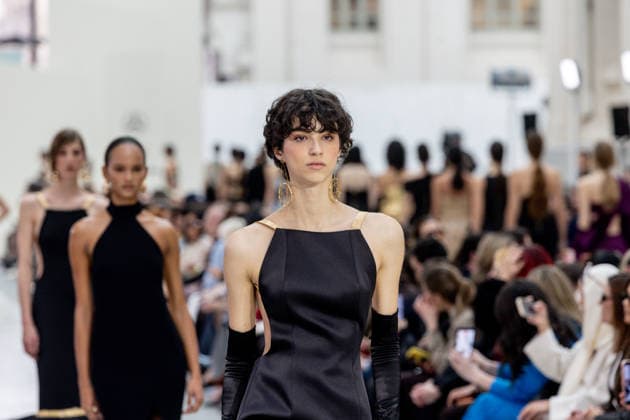 Isabel Sanchís fashion show at Mercedes Benz Fashion Week Madrid A model during the Isabel Sanchís fashion show at Mercedes Benz Fashion Week Madrid, March 18, 2026, in Madrid Spain The Isabel Sanchís fashion show is part of the opening day of Mercedes Benz Fashion Week Madrid 2026, dedicated to haute couture and sophistication, where the designer presents her new party and bridal proposals in the Crystal Gallery of the Palacio de Cibeles to specialized press and guests 18 MARCH 2026 FASHION SHOW MODEL MODEL DESIGNER SHOWCASE COLLECTION MBFWM Madrid Madrid Espana  Copyright: xRicardoxRubiox 7377560