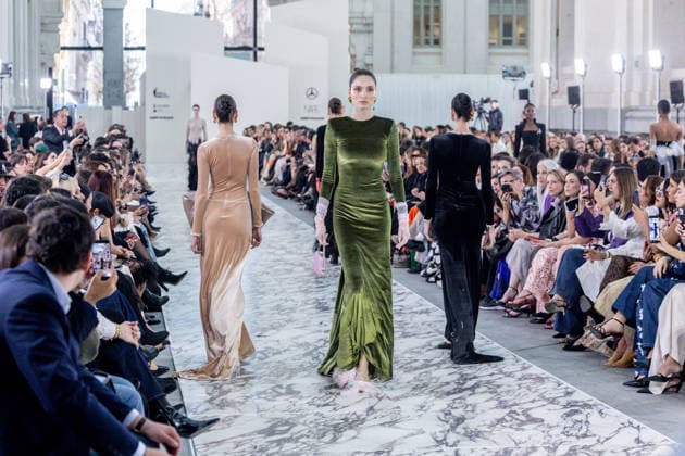 Claro Couture fashion show at Mercedes Benz Fashion Week Madrid Several models during the Claro Couture fashion show at Mercedes Benz Fashion Week Madrid, March 18, 2026, in Madrid Spain The firm presents a haute couture proposal marked by femininity, luxury craftsmanship and sophisticated silhouettes The collection stands out for its careful tailoring, the contained brightness and a very applauded staging 18 MARCH 2026 FASHION SHOW ENTERTAINMENT DESIGNER Haute Couture LUXURY COLLECTION MODEL Madrid Madrid Madrid Spain  Copyright: xRicardoxRubiox 7378219