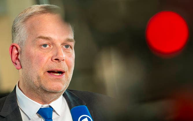 Leif-Erik Holm EUR, Deutschland, Berlin: 18.03.2026: Leif-Erik Holm (AfD) gibt ein Interview der ARD im Deutschen Bundestag anlässlich einer Fragestunde an die Bundesregierung. Leif-Erik Holm befindet sich im Wahlkampf um das Amt des Ministerpräsidenten in Mecklenburg-Vorpommern. *** Leif Erik Holm EUR, Germany, Berlin 18 03 2026 Leif Erik Holm AfD gives an interview to ARD in the German Bundestag on the occasion of a question and answer session with the Federal Government Leif Erik Holm is in the election campaign for the office of Minister President in Mecklenburg-Vorpommern
