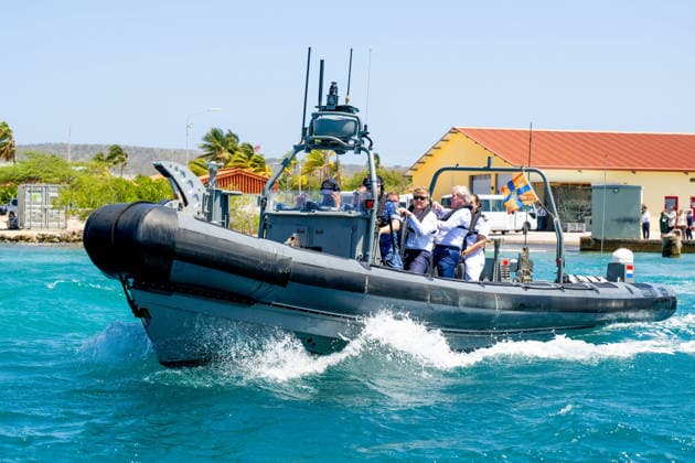 King visits Aruba to celebrate forty years of Status Aparte. Aruba 18 Mar 2026 King Willem-Alexander visits the Marine Barracks Savaneta. During the visit he boarded a station ship of the Royal Navy, where he spoke about the geopolitical situation in the region and the deployment of Defense in the Caribbean. Savaneta Aruba  Copyright: xMischaxSchoemakerx