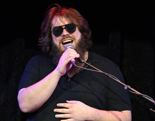 Warner Records Nashville -CRS 2026 Thomas Edwards onstage at Warner Records Nashville Lunch and Performance during CRS 2026 at the Omni Nashville Hotel on March 18, 2026 in Nashville, Tennessee. Nashville Omni Nashville Tennessee USA Copyright: xTammiexArroyo AFF-USA.comx
