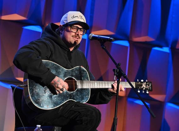 CRS Honors -CRS 2026 HARDY performing onstage at CRS Honors during CRS 2026 at the Omni Nashville Hotel on March 18, 2026 in Nashville, Tennessee. Nashville Omni Nashville Tennessee USA Copyright: xTammiexArroyo AFF-USA.comx