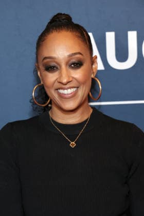 BEVERLY HILLS, CALIFORNIA - MARCH 18:Tia Mowry attends Jhpiego Laughter is the Best Medicine Gala at The Beverly Hills Hotel on March 18, 2026 in Beverly Hills, California Copyright: xAdMediax MediaPunchx