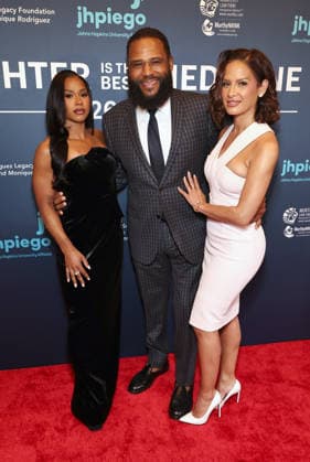 BEVERLY HILLS, CALIFORNIA - MARCH 18: Rocsi Diaz, Anthony Anderson & Jordan Chiles at Jhpiego Laughter is the Best Medicine Gala at The Beverly Hills Hotel on March 18, 2026 in Beverly Hills, California Copyright: xAdMediax MediaPunchx