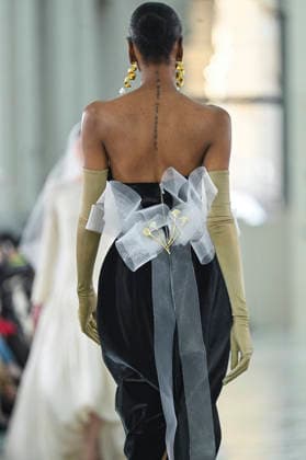 Claro Couture - Mercedes-Benz Fashion Week Madrid A model walks the runway wearing a design by Claro Couture during Mercedes-Benz Fashion Week de Madrid in IFEMA, 18 March 2026 Spain Madrid Spain Copyright: xAtilanoxGarciax xSOPAxImagesx photos09232