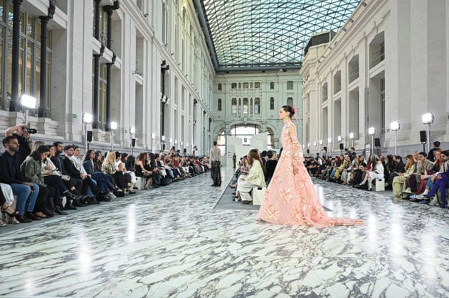Claro Couture - Mercedes-Benz Fashion Week Madrid A model walks the runway wearing a design by Claro Couture during Mercedes-Benz Fashion Week de Madrid in IFEMA, 18 March 2026 Spain Madrid Spain Copyright: xAtilanoxGarciax xSOPAxImagesx photos09234