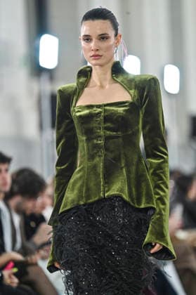 Claro Couture - Mercedes-Benz Fashion Week Madrid A model walks the runway wearing a design by Claro Couture during Mercedes-Benz Fashion Week de Madrid in IFEMA, 18 March 2026 Spain Madrid Spain Copyright: xAtilanoxGarciax xSOPAxImagesx photos09213
