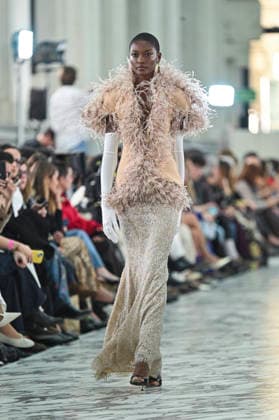 Claro Couture - Mercedes-Benz Fashion Week Madrid A model walks the runway wearing a design by Claro Couture during Mercedes-Benz Fashion Week de Madrid in IFEMA, 18 March 2026 Spain Madrid Spain Copyright: xAtilanoxGarciax xSOPAxImagesx photos09199