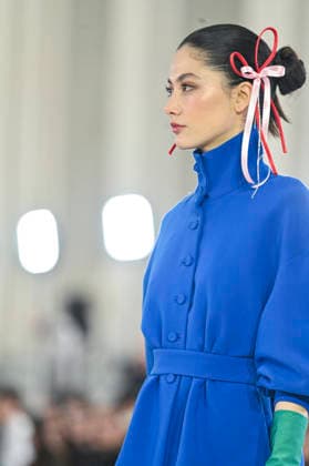 Claro Couture - Mercedes-Benz Fashion Week Madrid A model walks the runway wearing a design by Claro Couture during Mercedes-Benz Fashion Week de Madrid in IFEMA, 18 March 2026 Spain Madrid Spain Copyright: xAtilanoxGarciax xSOPAxImagesx photos09167