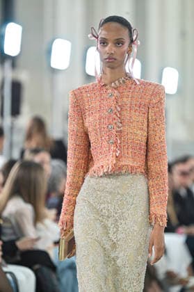Claro Couture - Mercedes-Benz Fashion Week Madrid A model walks the runway wearing a design by Claro Couture during Mercedes-Benz Fashion Week de Madrid in IFEMA, 18 March 2026 Spain Madrid Spain Copyright: xAtilanoxGarciax xSOPAxImagesx photos09175